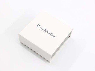 為什么首飾盒要做成翻蓋盒？濟南包裝盒廠家這樣說……